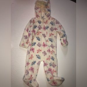 New!! White with pink, blue purple butterfly all over !!